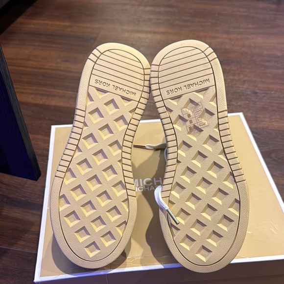 Michael Kors NWT Matson Color block logo High-Top Sneakers - Picture 6 of 8